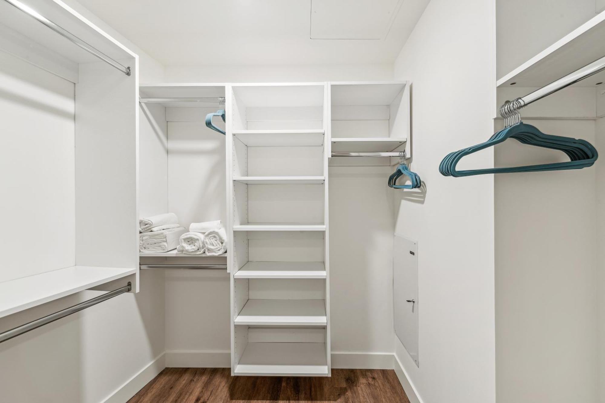 Apartamento Stylish In Sm W Free Parking And Pool *